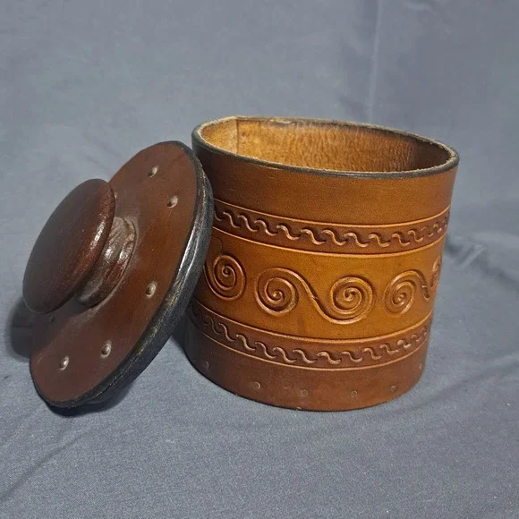 VTG Carved Leather Lidded Canister Round Rustic Western Boho Folk Art 4" H - Picture 3 of 6